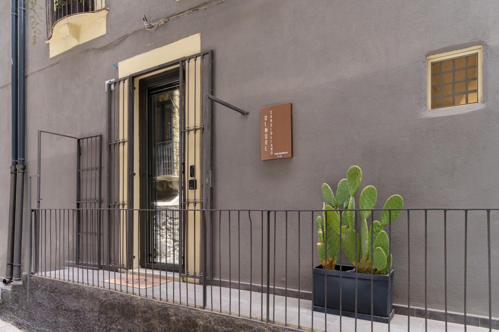 Dimore Sangiuliano CTA Exterior foto