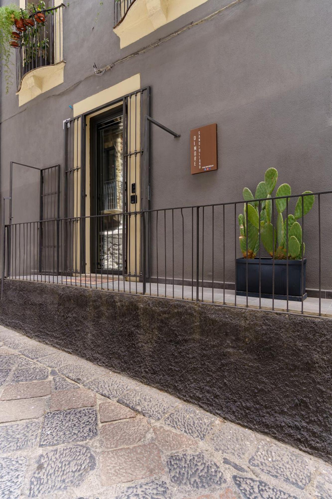 Dimore Sangiuliano CTA Exterior foto